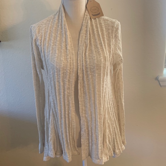 ❌SOLD❌NWT Shawl Style Cardigan - Open Weave Lace Like Material Sz M - Picture 3 of 16